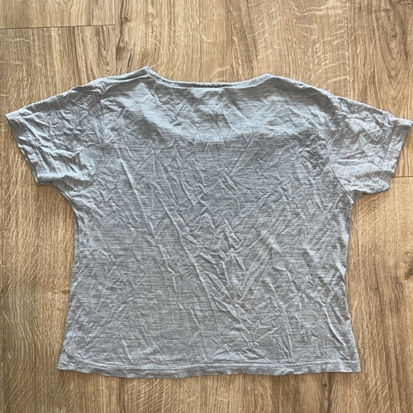 Gray silk crop top - Picture 3 of 3